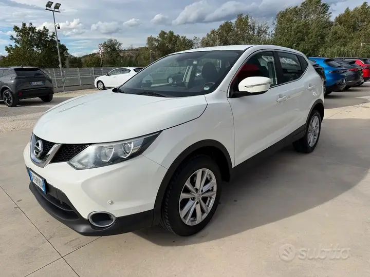 Nissan Qashqai 2014 photo 2