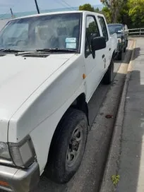 Nissan Navara 1994 photo 3