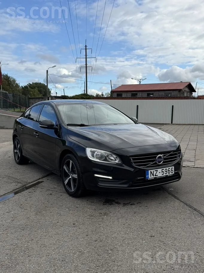 Volvo S60 2017 photo 3
