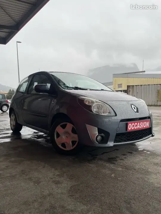 Renault Twingo 2010 photo 2
