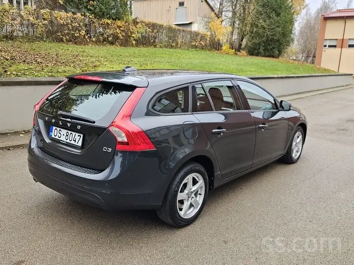 Volvo V60 2014 photo 5