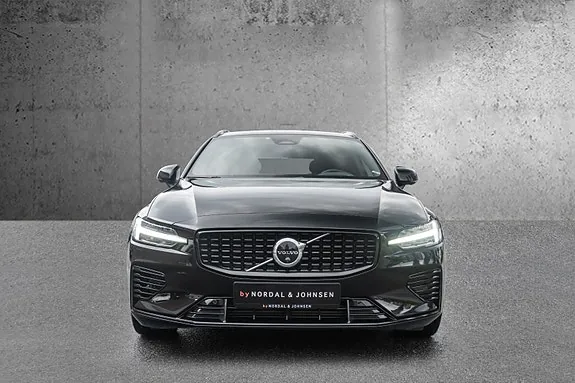 Volvo V60 2023 photo 4
