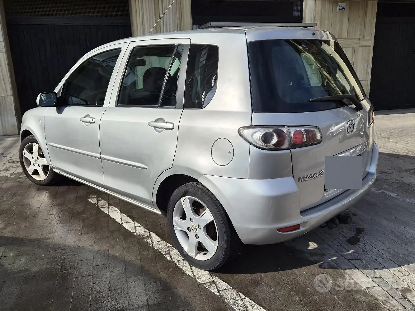 Mazda 2