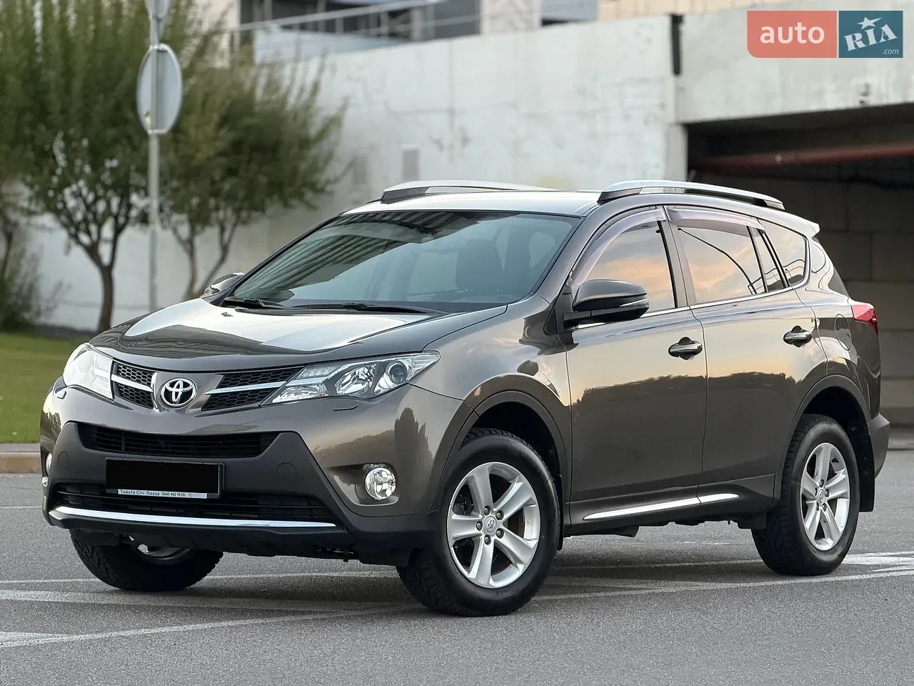 Toyota Rav4 2014 photo 5