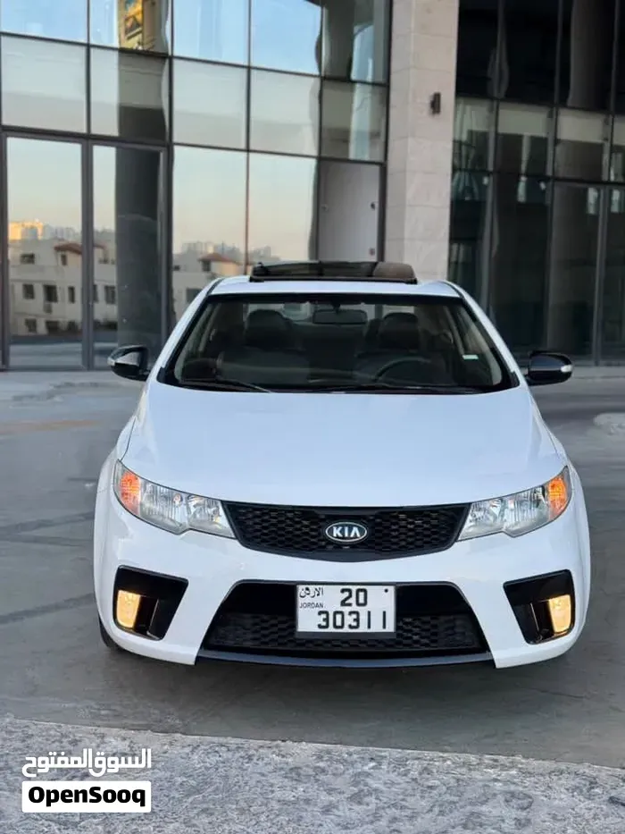 Kia Forte 2011 photo 3