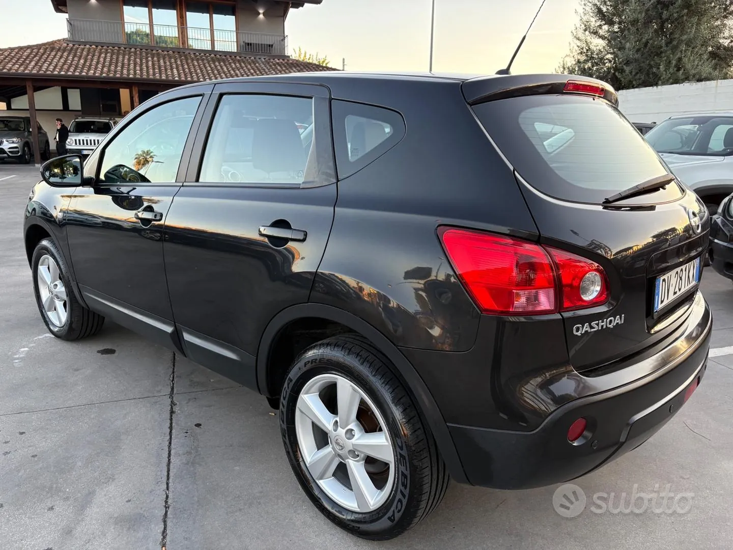 Nissan Qashqai 2009 photo 4