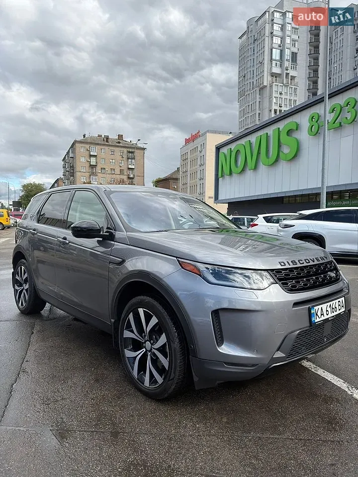 Land Rover Discovery Sport 2021 photo 2