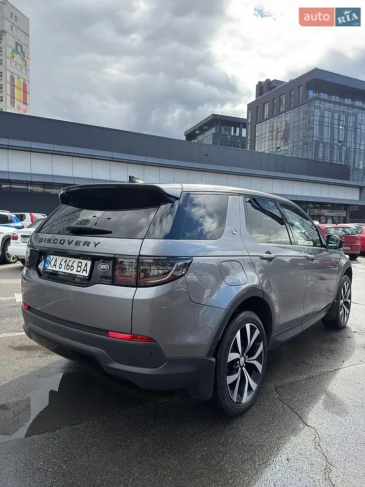 Land Rover Discovery Sport 2021 photo 5