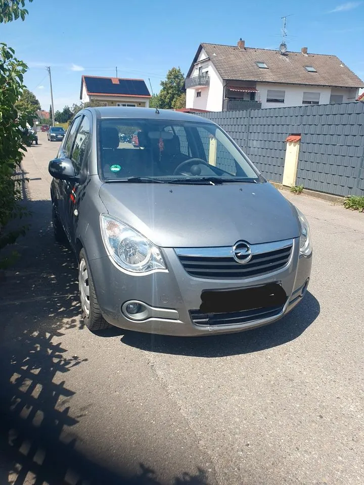 Opel Agila