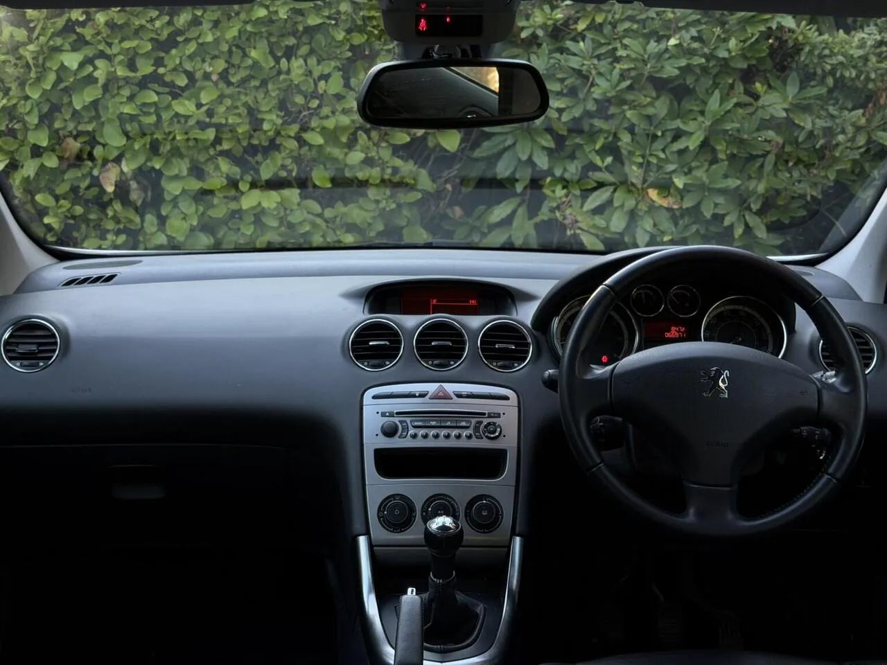 Peugeot 308 2010 photo 4