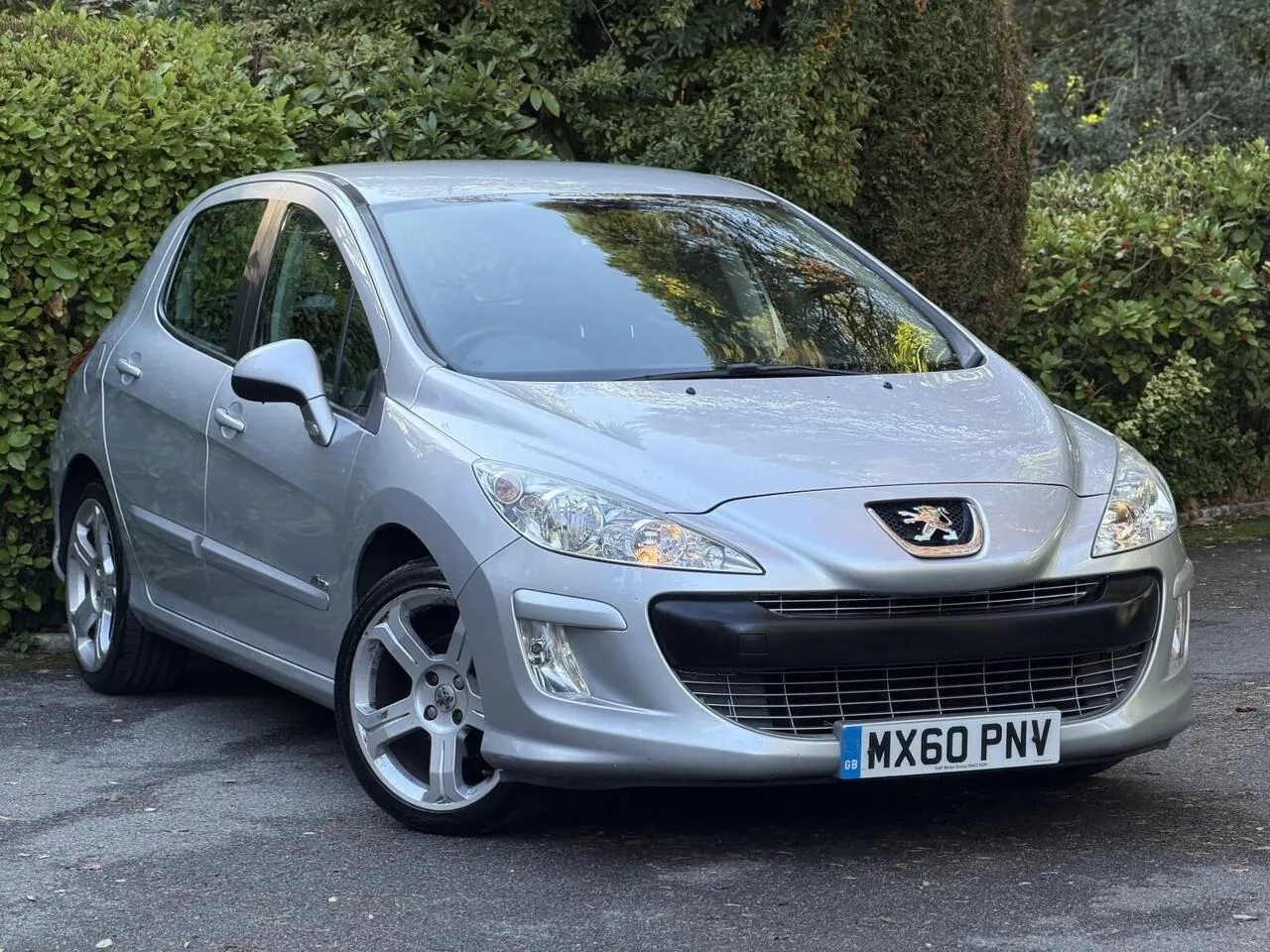 Peugeot 308 2010 photo 2