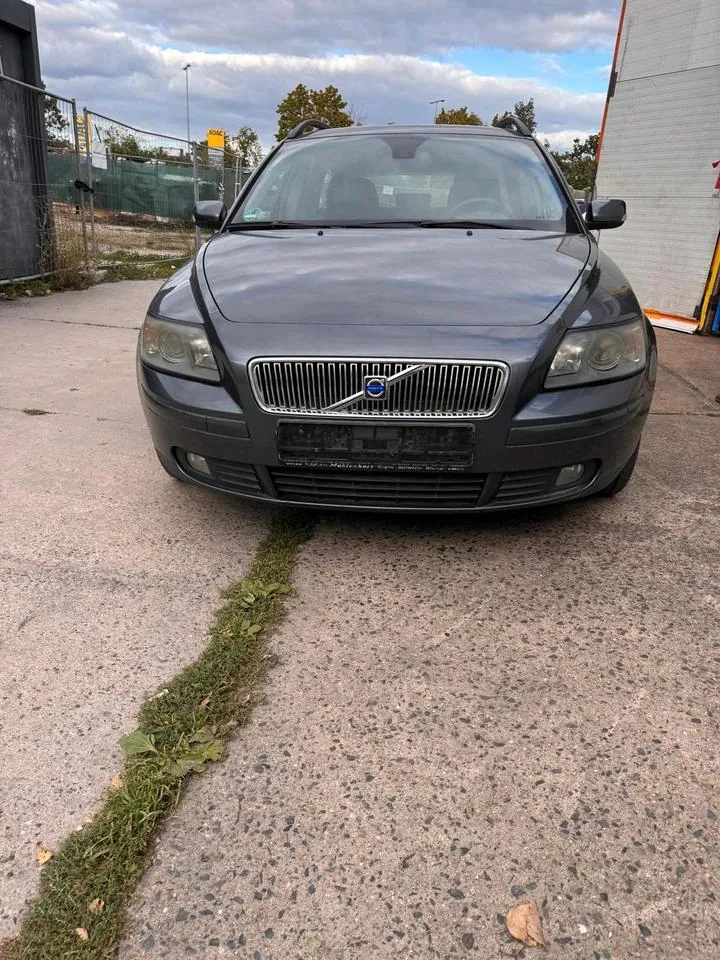 Volvo V50