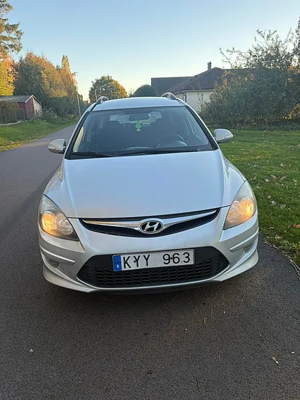 Hyundai I30 2011 photo 2