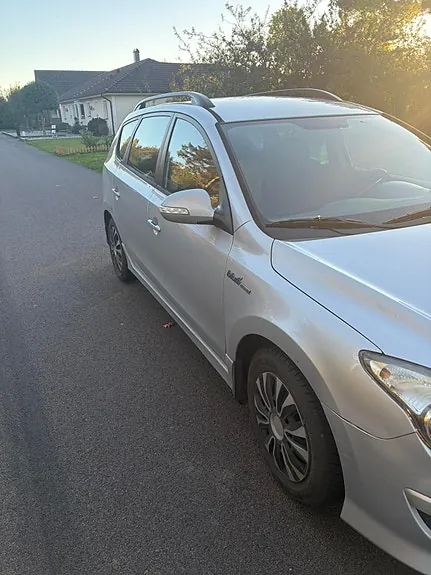 Hyundai I30 2011 photo 3