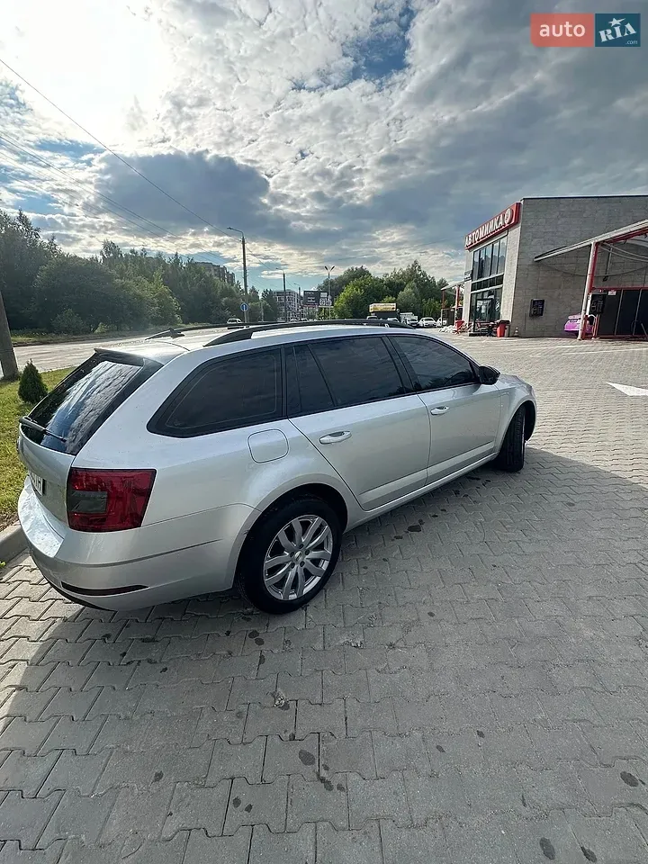 Skoda Octavia 2018 photo 5