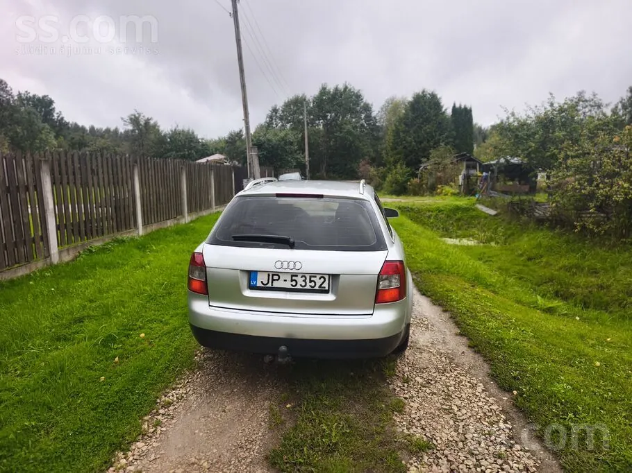 Audi A4 2003 photo 3