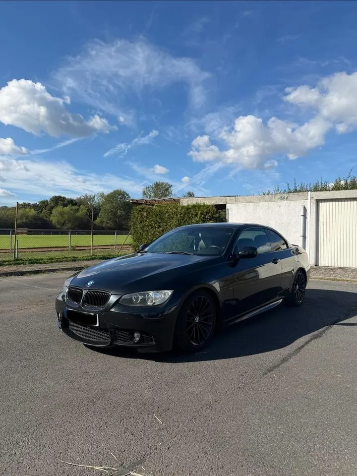 BMW 330I