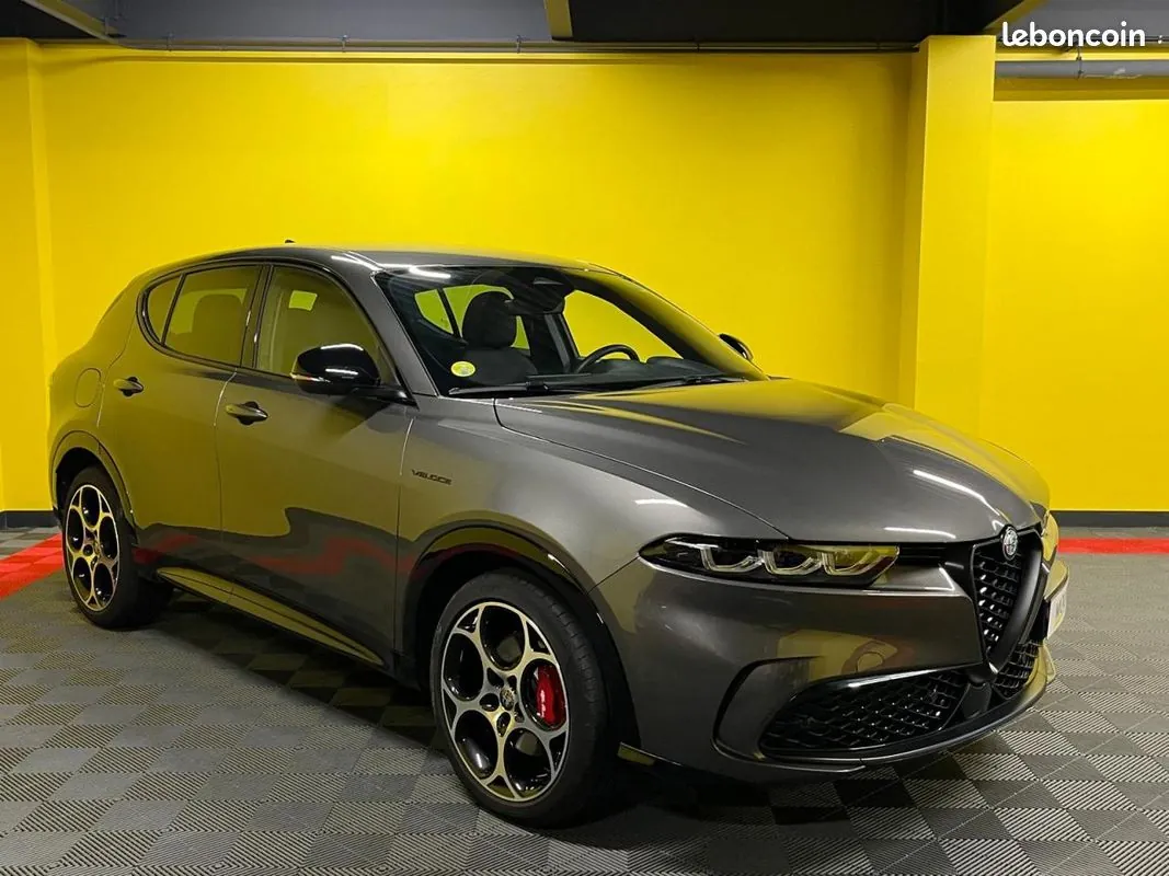 Alfa Romeo Tonale 2024 photo 4