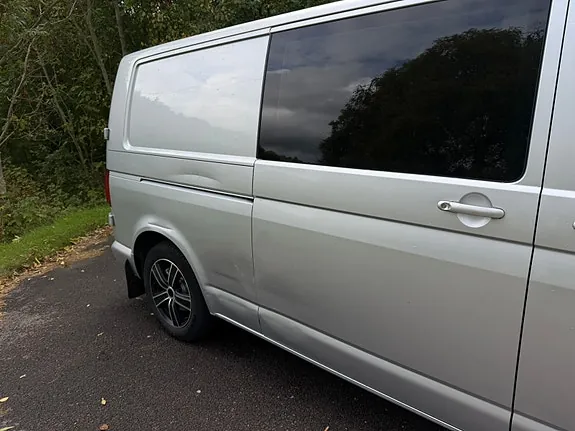 Volkswagen Transporter 2018 photo 5