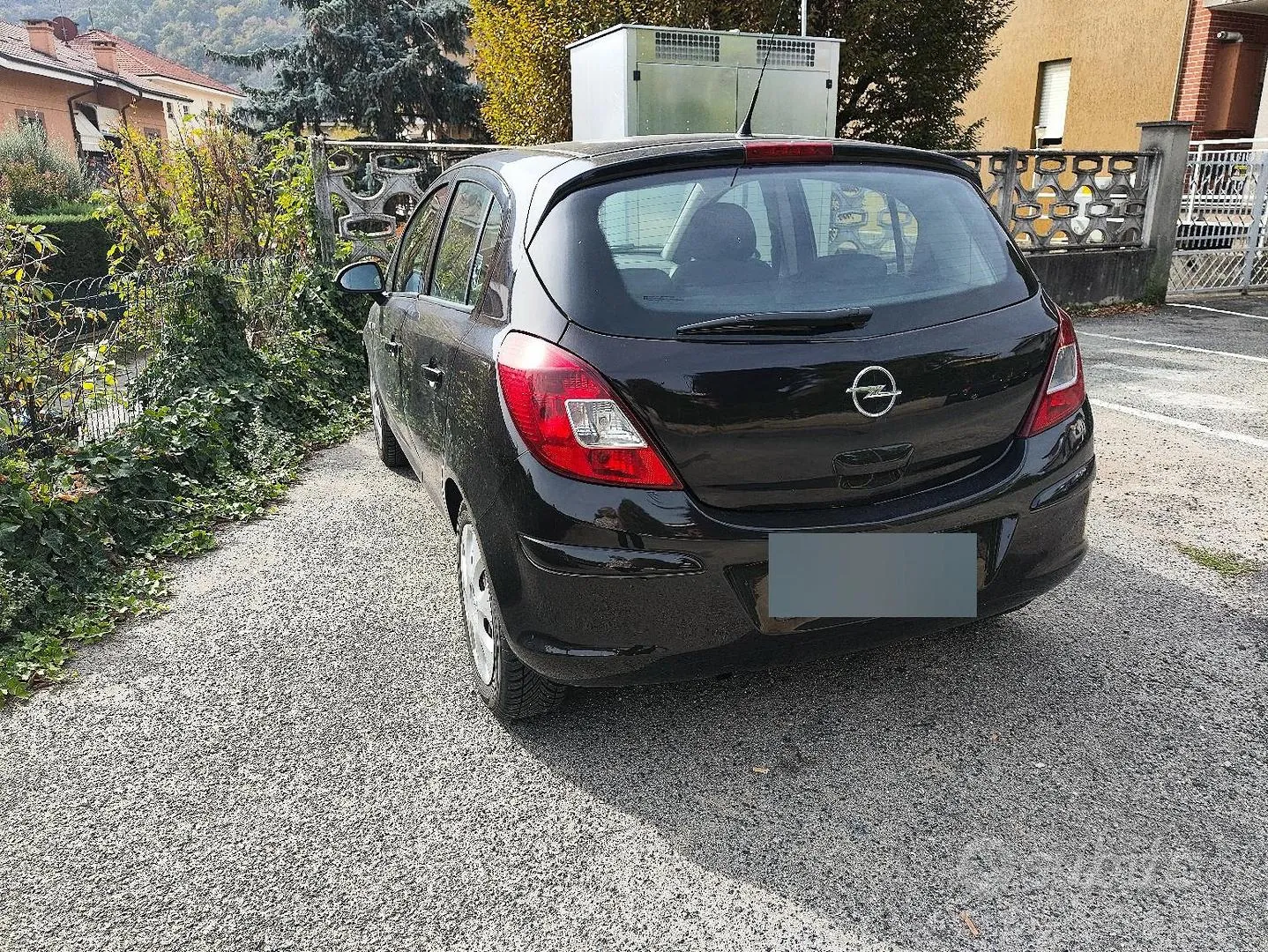 Opel Corsa 2009 photo 2