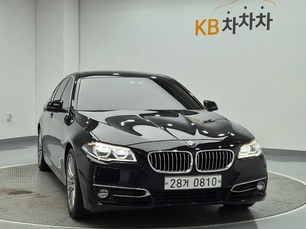 BMW 5 Series 2015 photo 4