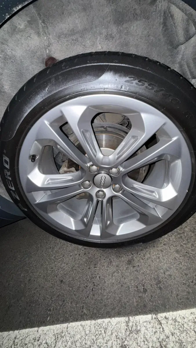 Audi Q3 2013 photo 3