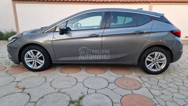 Opel Astra K 2017 photo 5