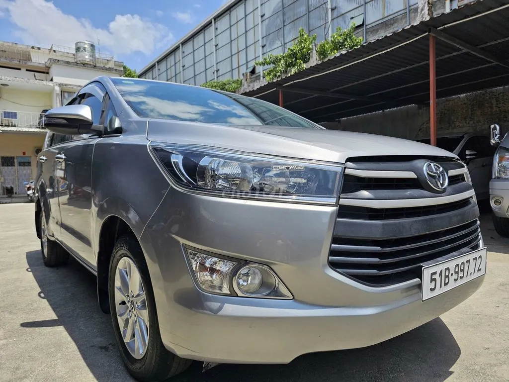 Toyota Innova 2017 photo 2