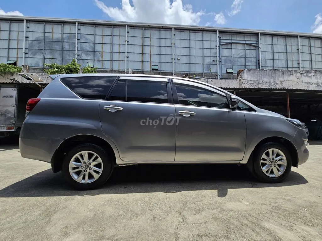 Toyota Innova 2017 photo 4