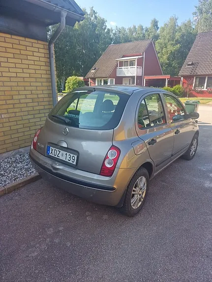 Nissan Micra 2005 photo 2
