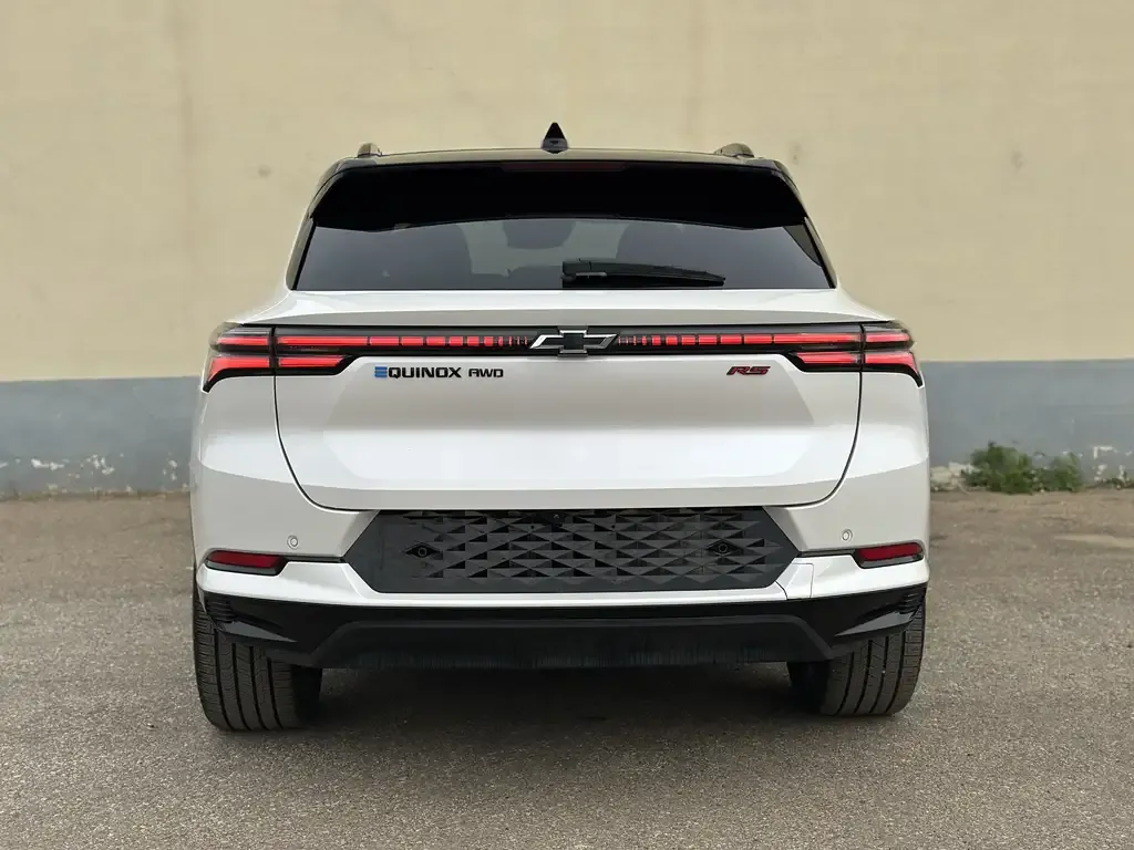 Chevrolet Equinox 2024 photo 3