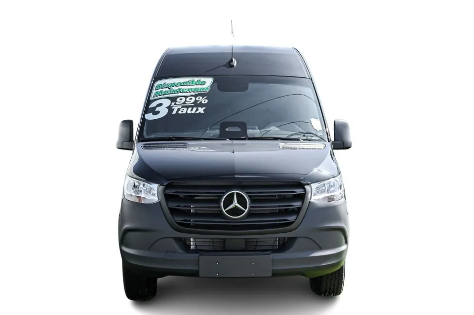Mercedes-Benz Sprinter 2026 photo 2