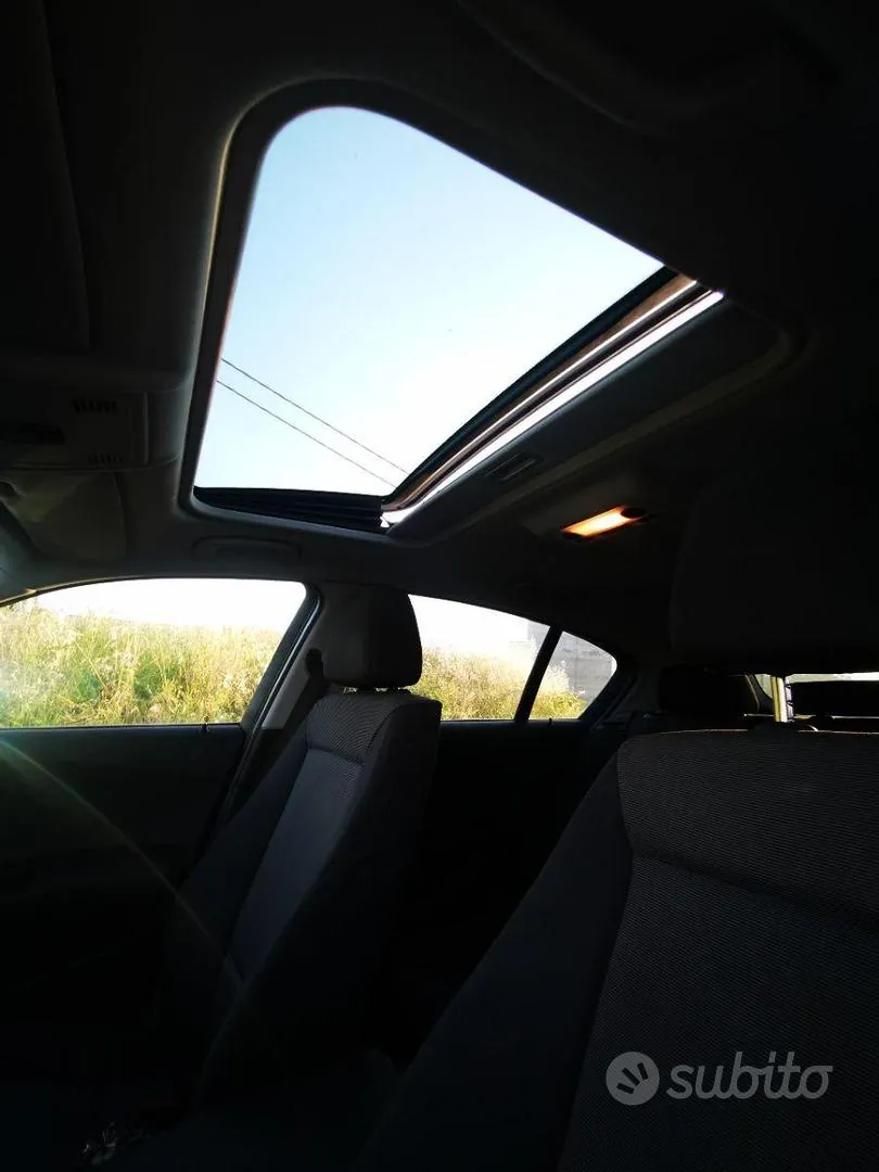 BMW 1 Series 2007 photo 2
