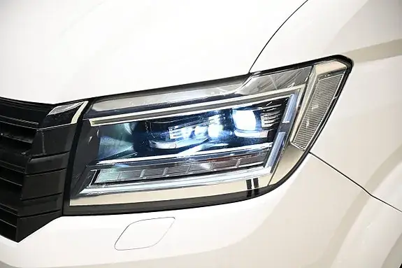 Volkswagen Crafter 2019 photo 2