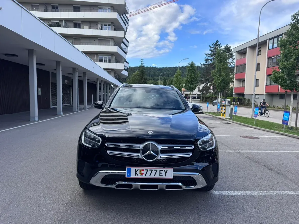 Mercedes-Benz Glc-Class 2021 photo 2