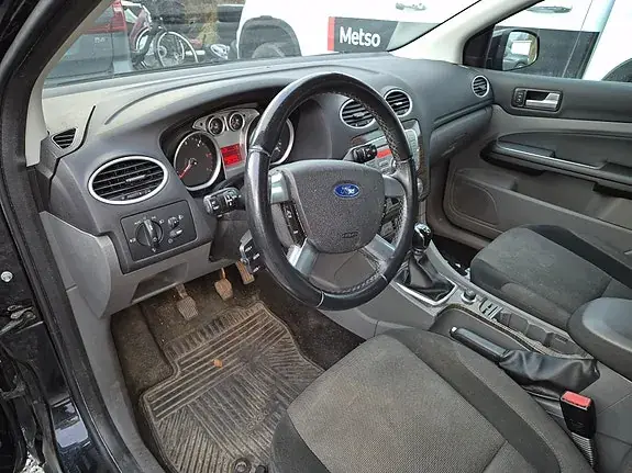 Ford Focus 2010 photo 5