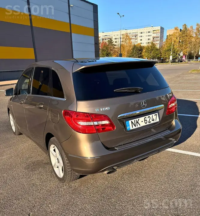 Mercedes-Benz B 180 Cdi 2012 photo 2