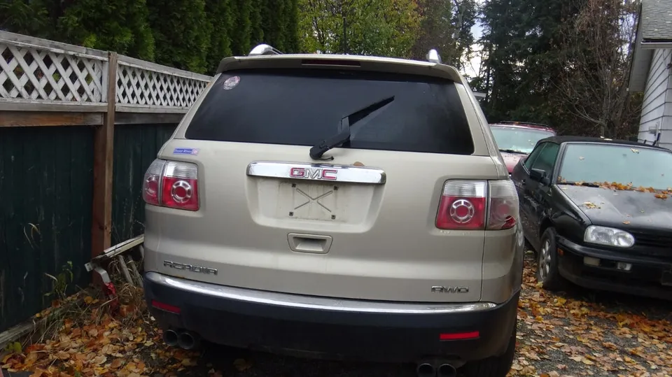 GMC Acadia 2007 photo 2