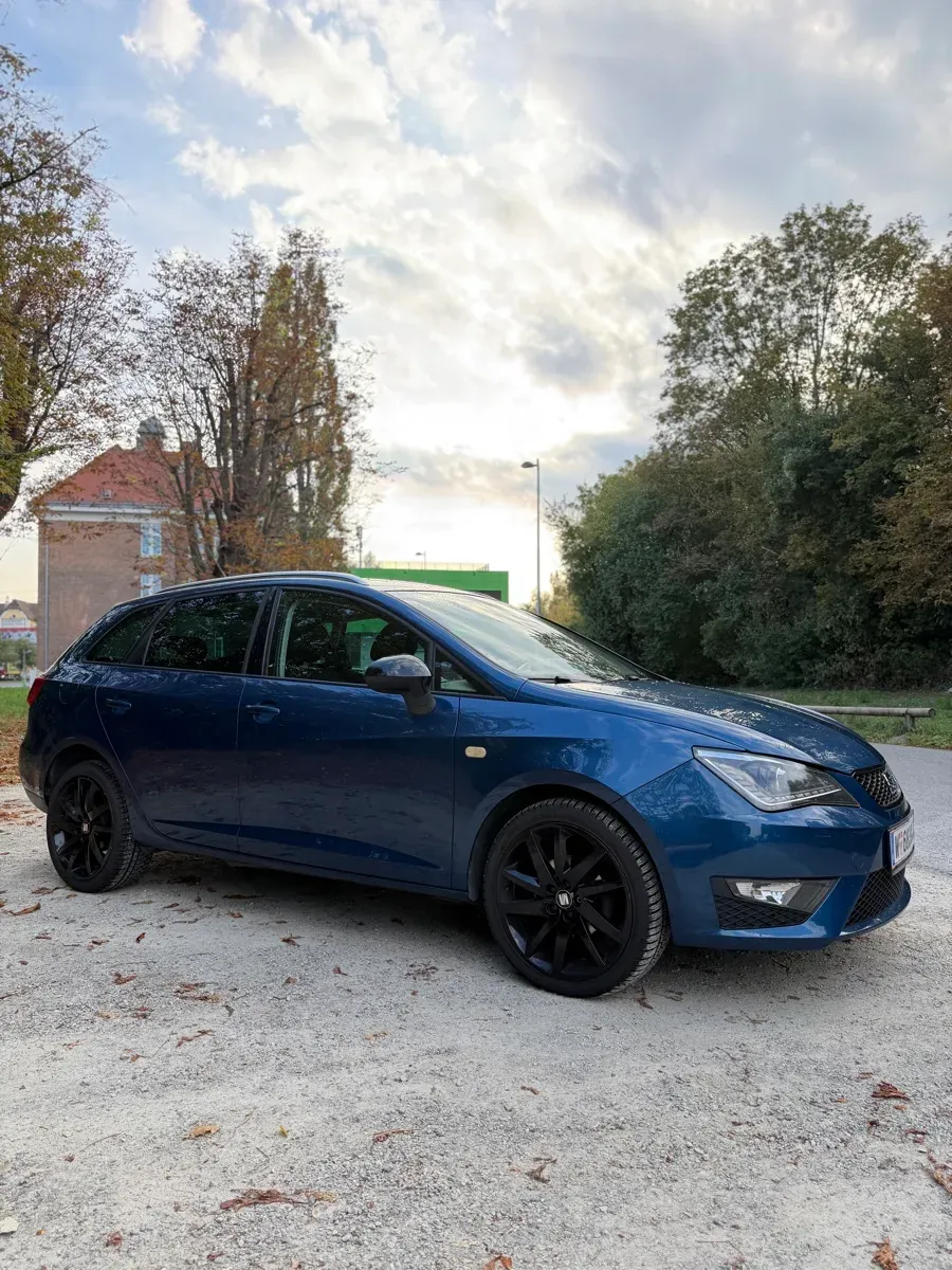 Seat Ibiza 2016 photo 3