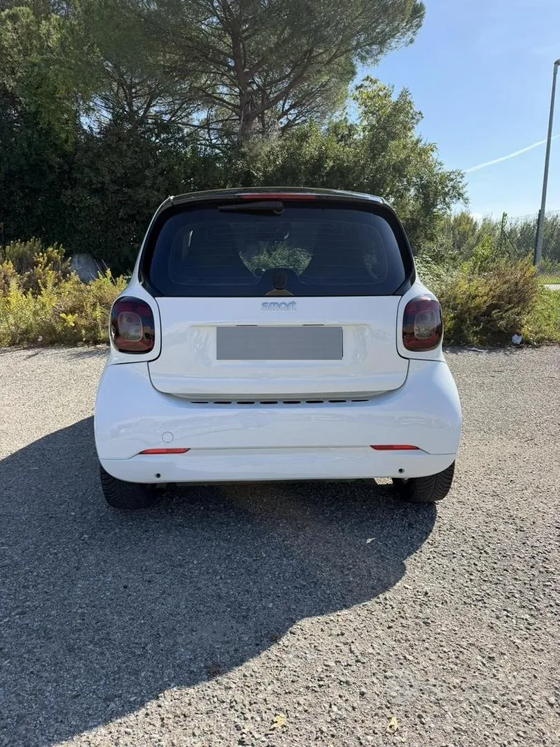 Smart Fortwo 2019 photo 4
