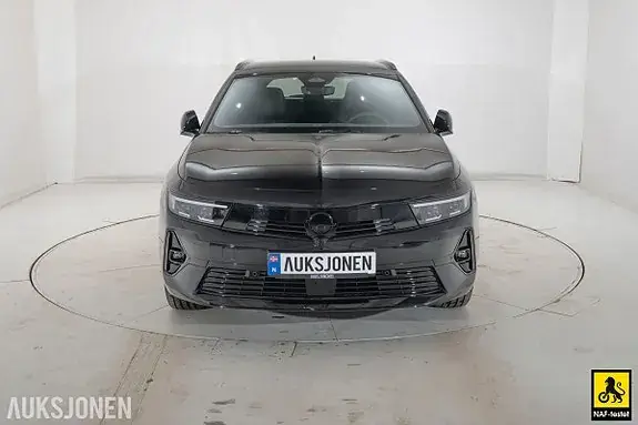 Opel Astra 2024 photo 2