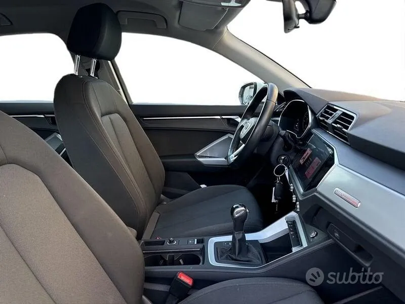 Audi Q3 2021 photo 4