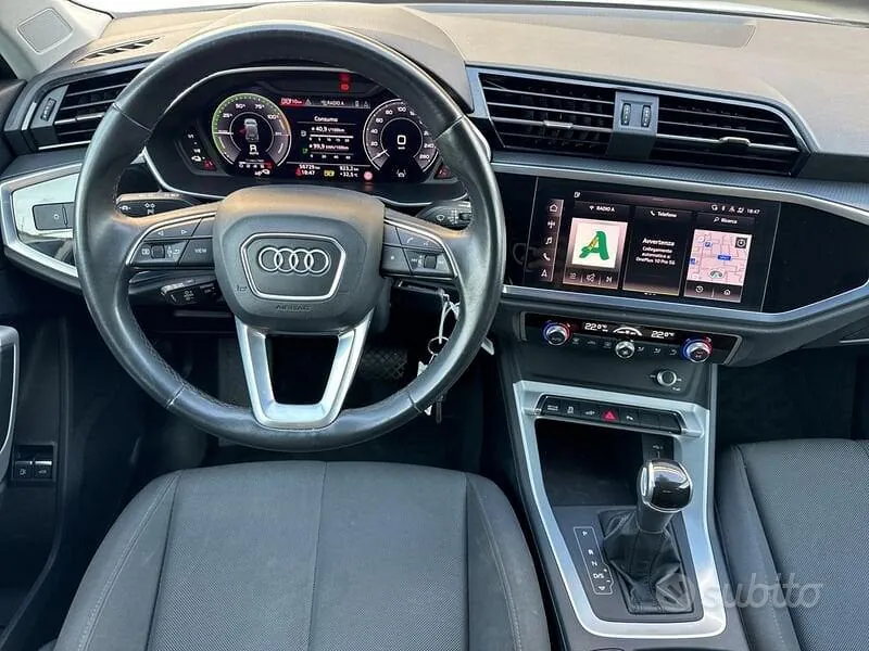 Audi Q3 2021 photo 3