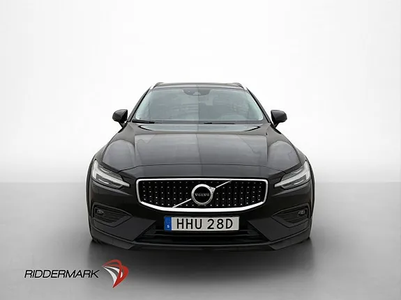 Volvo V60 Cross Country 2021 photo 2