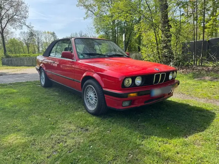 BMW E30