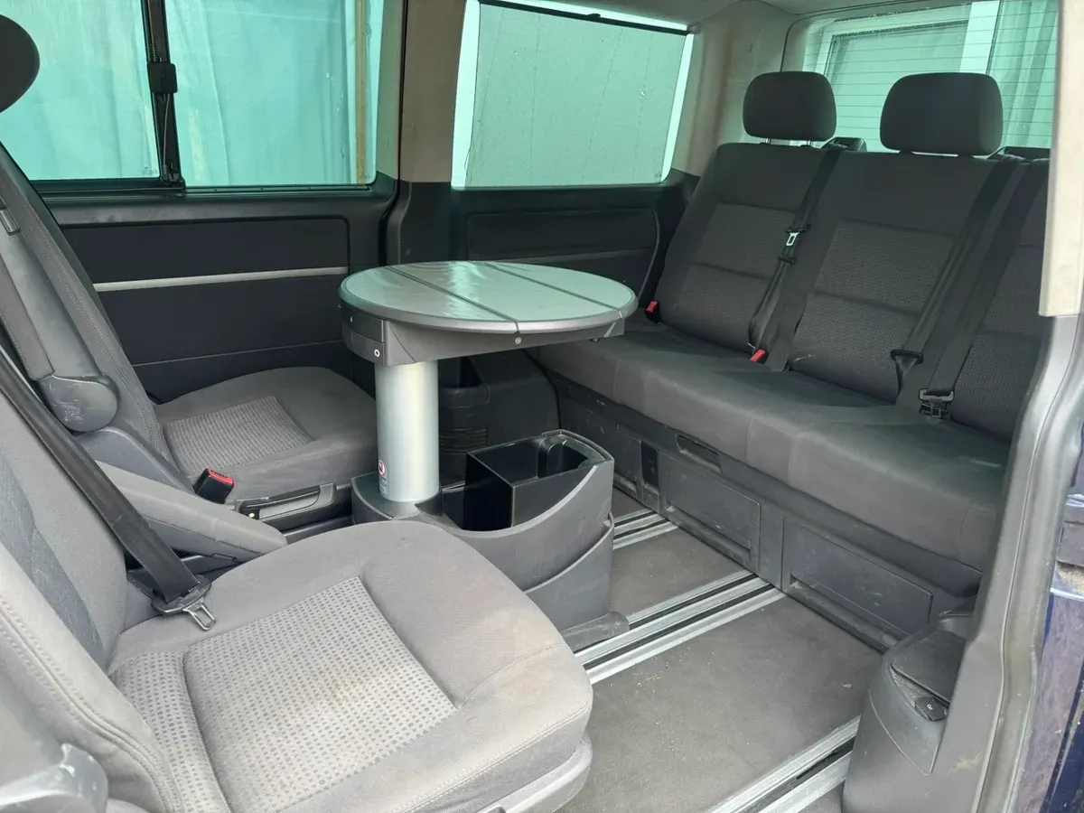 Volkswagen Multivan 2003 photo 2