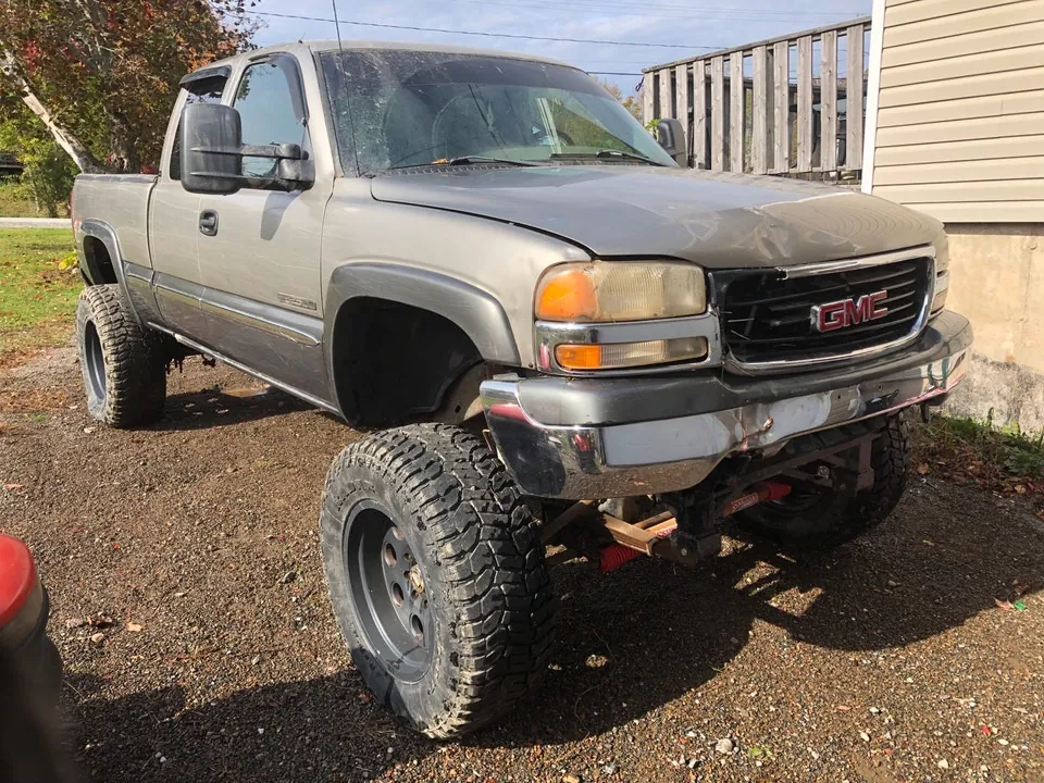GMC Sierra 2000 photo 4