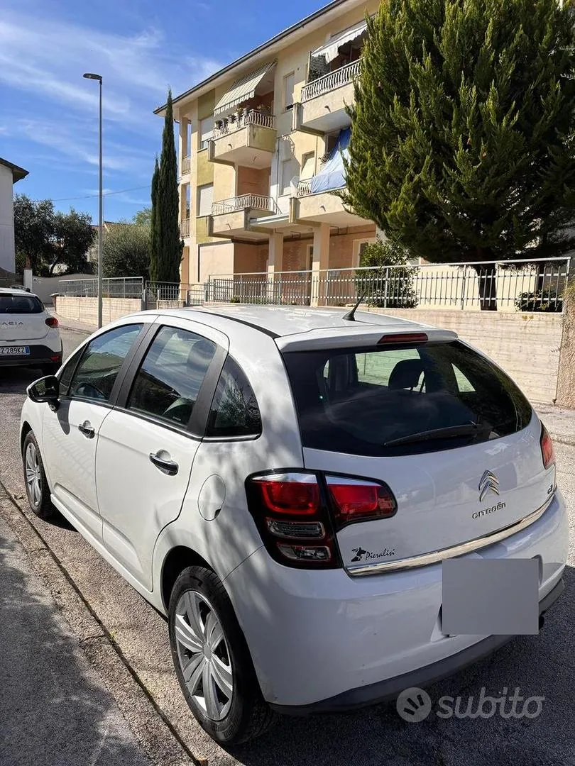 Citroen C3 2015 photo 2