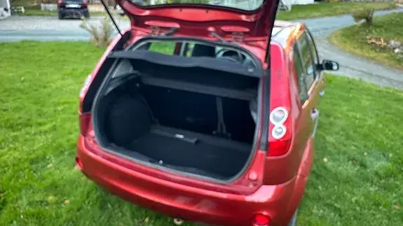 Ford Fiesta 2006 photo 4