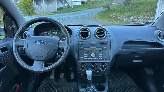 Ford Fiesta 2006 photo 3